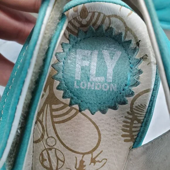 Fly London Shoes Womens Size EU38 US 7.5 Yakin Teal Leather Wedge Sandals *Read* - Picture 8 of 10